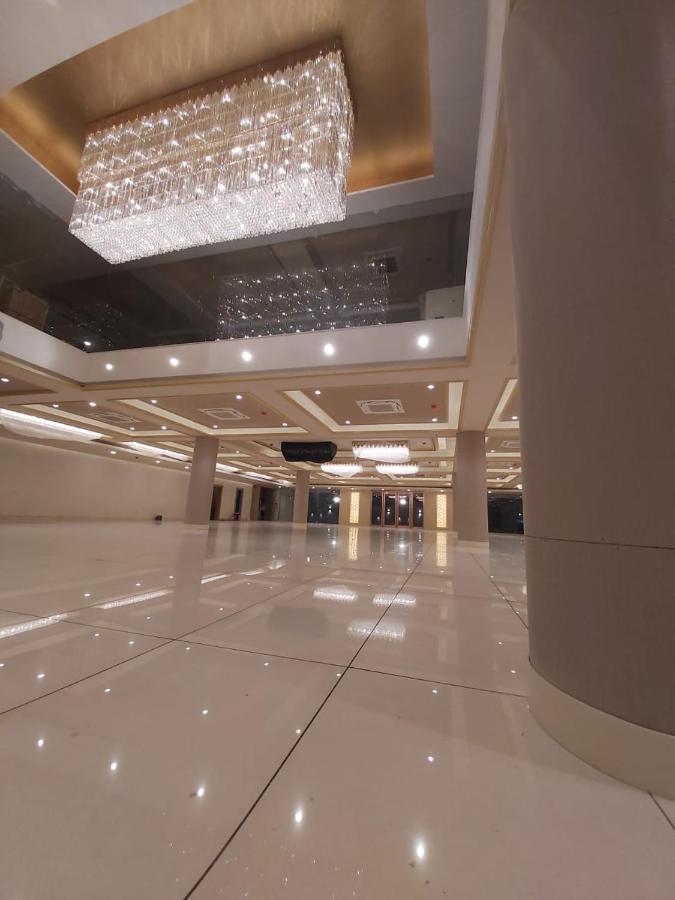 Acco Grand Hotel Lucknow Eksteriør bilde