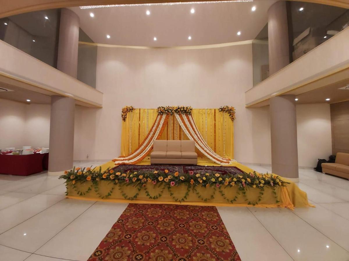 Acco Grand Hotel Lucknow Eksteriør bilde